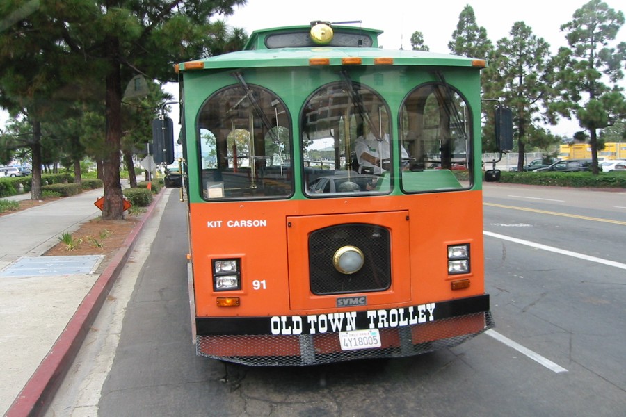 ../image/trolley tour.jpg